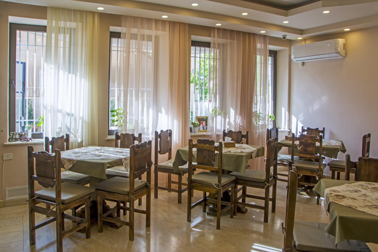 Cartez Boutique Hotel Yerevan Exterior photo