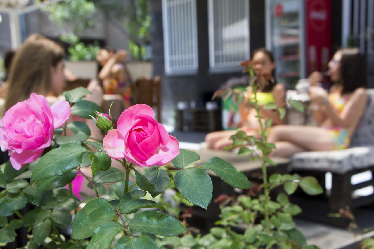 Cartez Boutique Hotel Yerevan Exterior photo