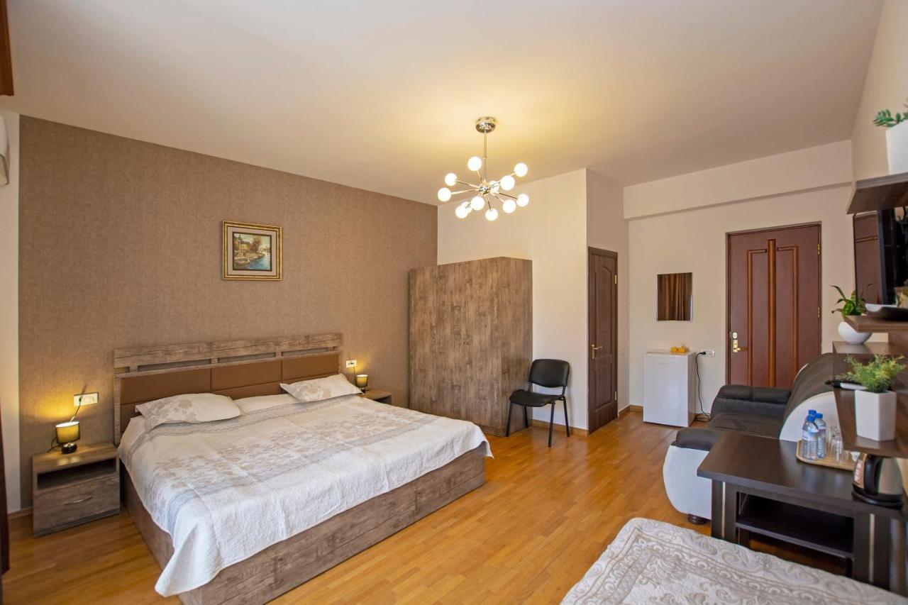 Cartez Boutique Hotel Yerevan Exterior photo